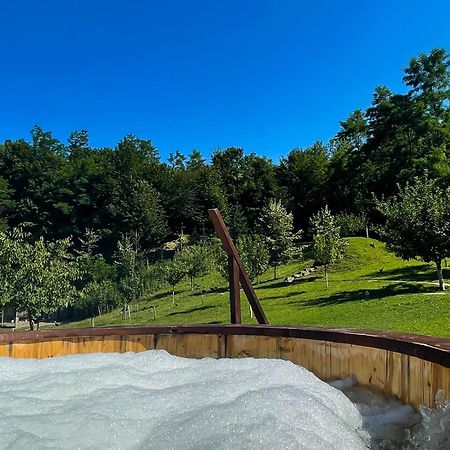 Cabana La Domnu' De Pe Vale Aiud Exterior foto