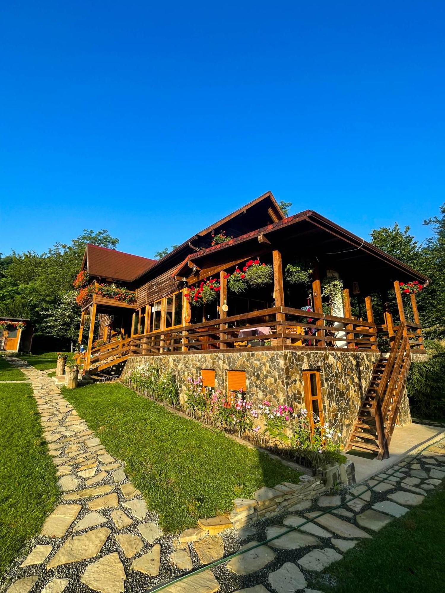 Cabana La Domnu' De Pe Vale Aiud Exterior foto