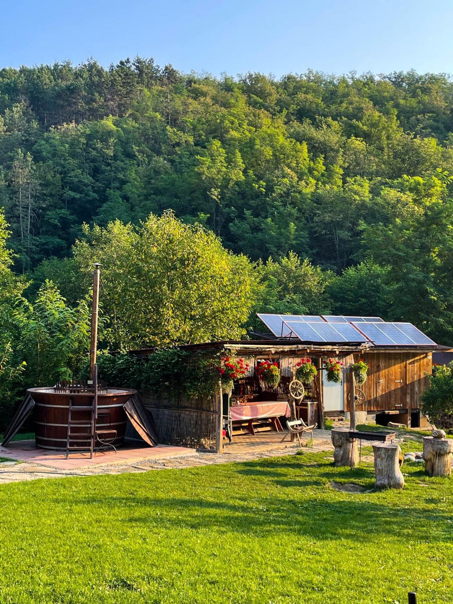 Cabana La Domnu' De Pe Vale Aiud Exterior foto